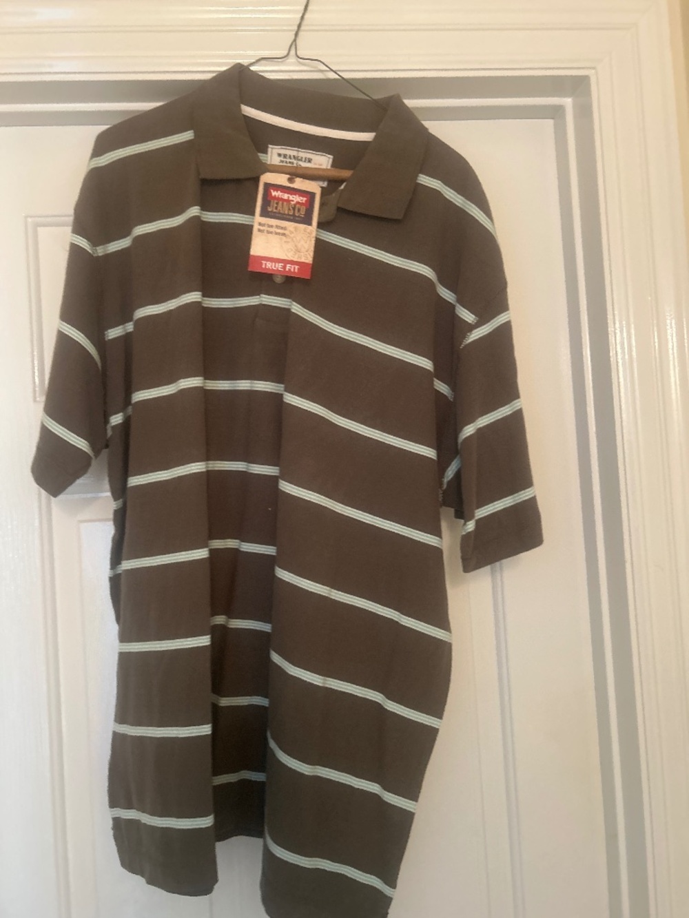 Collared shirt